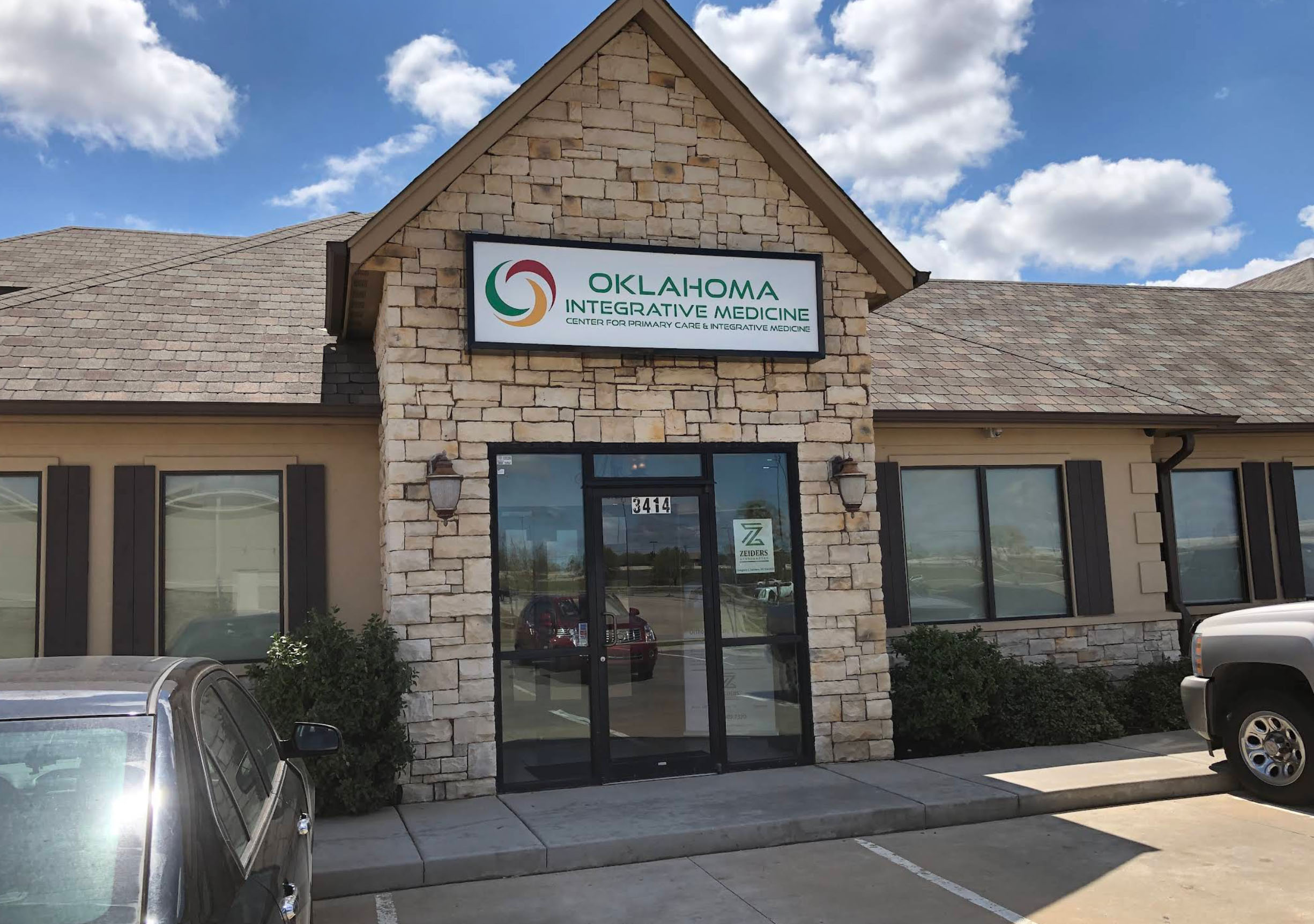 Zeiders Orthopedics office front| Gregory J. Zeiders, D.O. Zeiders Orthopedics office front| Gregory J. Zeiders, D.O.